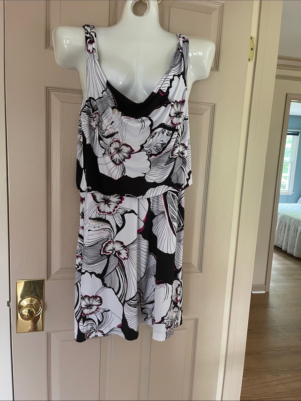 White House Black Market Black and White Floral Tank Dress